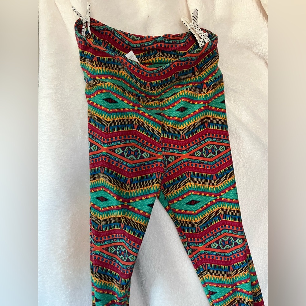 Girl’s leggings with fun design